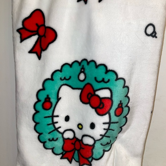 2/$84 Hello Kitty Holiday Throw blanket - Picture 2 of 2